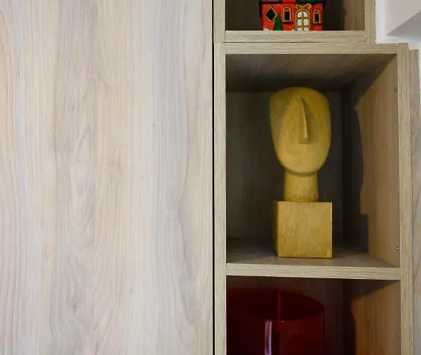 Minimal Apartament *